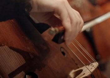 The Resonance of ‘Fragments’: Alisa Weilerstein’s Cello Odyssey
