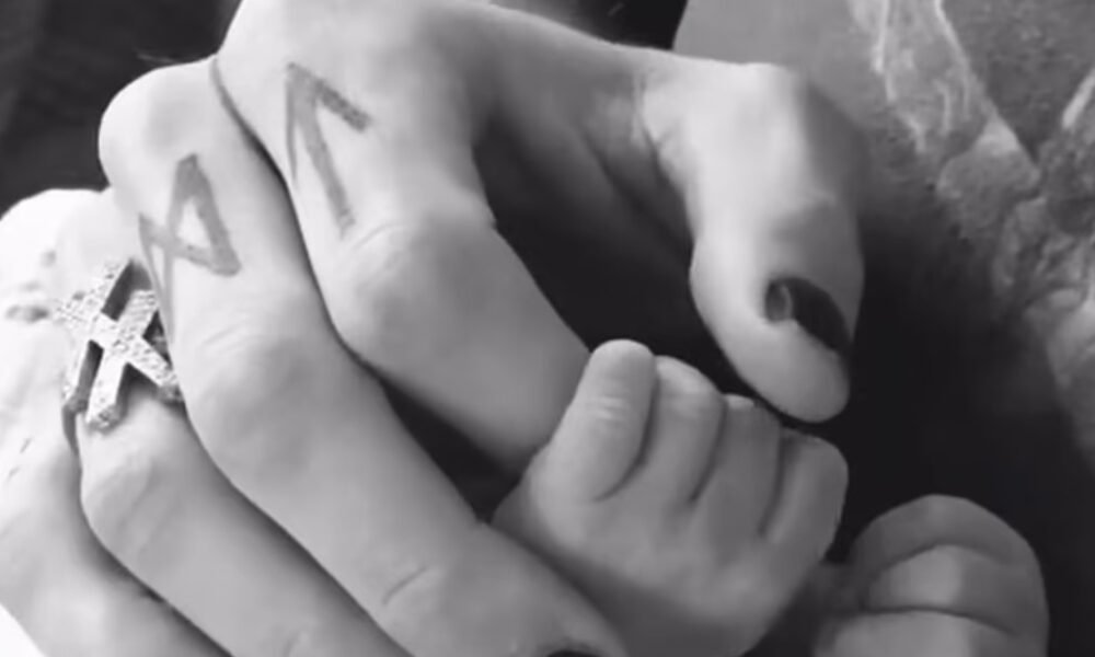 Megan Fox and Machine Gun Kelly baby