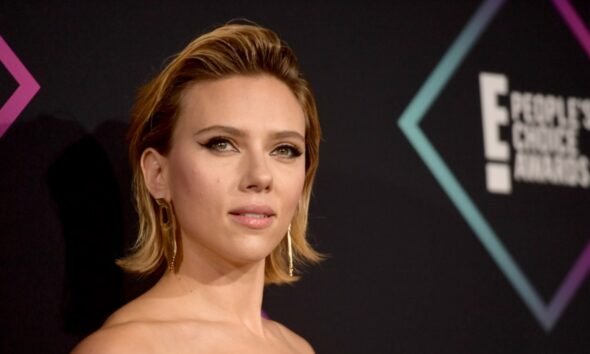 scarlett johansson chatgpt voice assistant controversy