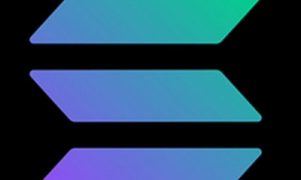 Solana Eyes a $500 Billion Future as ETFs, Killer Apps Fuel Speculation 60 solana cryptocurrency blockchain smartphone trading chart
